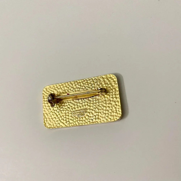 Vintage Roughing It Camping  Pin Taiwan - Picture 8 of 11